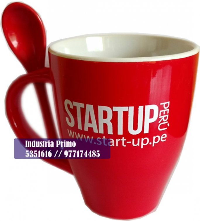 Taza con cuchara diversos Colores